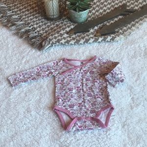 EUC Tea Collection long sleeve onesie. 6-12 months